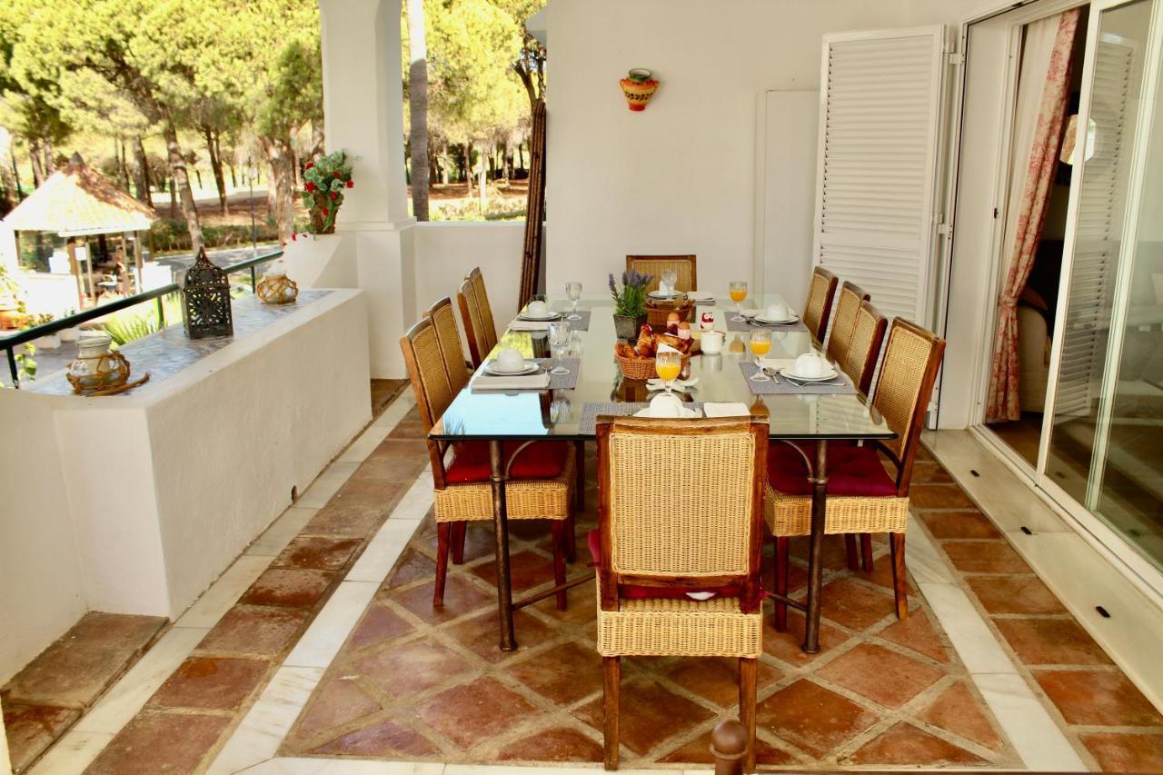 Apartment In El Presidente Beach Side New Golden Mile 에스테포나 외부 사진