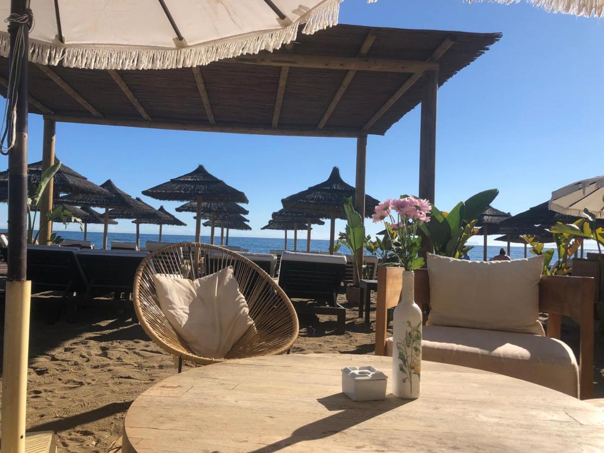 Apartment In El Presidente Beach Side New Golden Mile 에스테포나 외부 사진